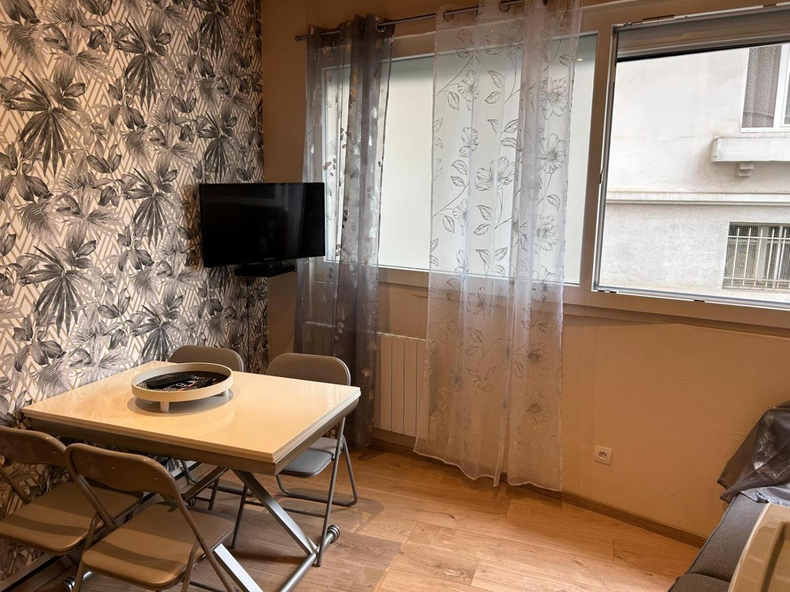 Appartement De Luxe En R/C Idealment Place En Hyper Centre Lourdes Exterior photo